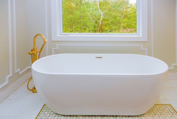 Cost of Tub Renovation Service in Cedar Rapids